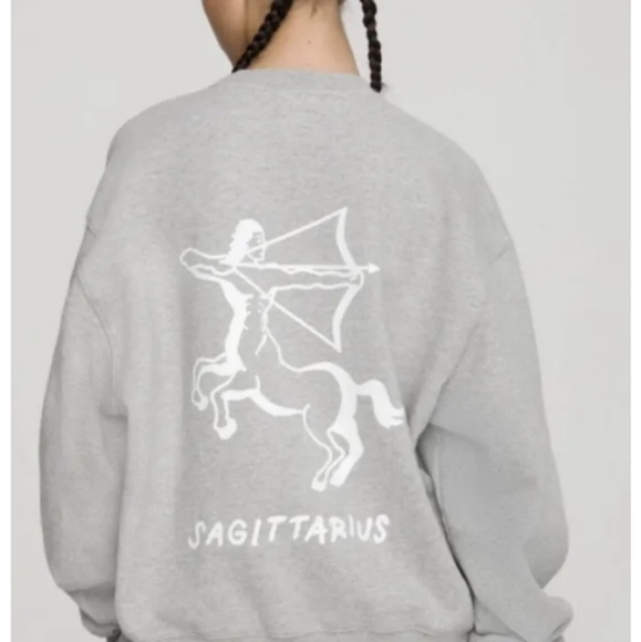Good American Oversized Sagittarius Sweatshirt Size 1/S - Picture 12 of 12
